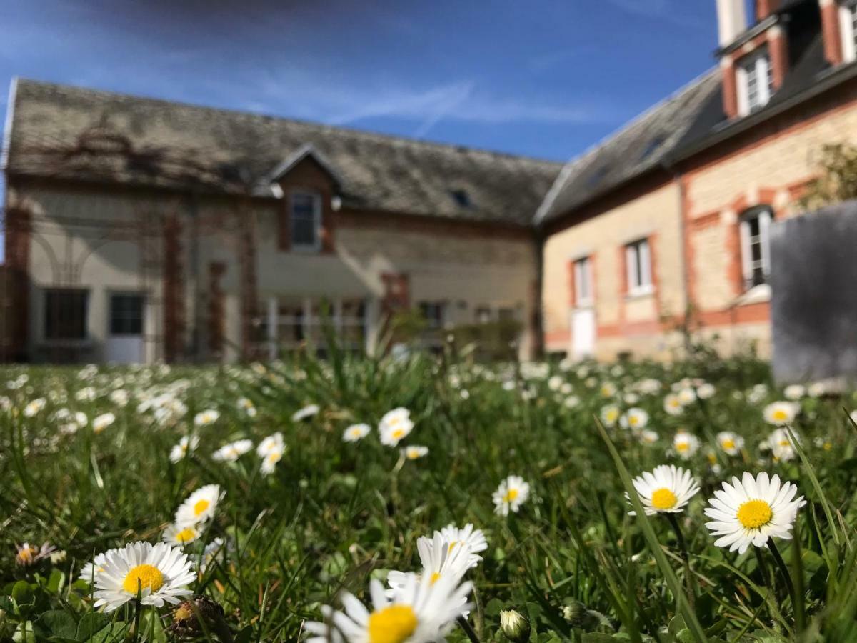 Ferme Du Chateau Monampteuil Exterior foto